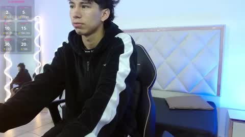 Snapshot of kaelwolf_tay chatting on November 2, 11:23 am kaelwolf  online show from November 2, 11:23 am