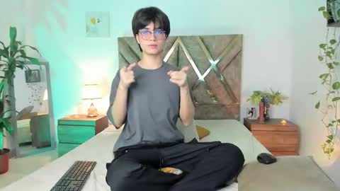 Snapshot of kai_blaz chatting on March 24, 11:10 pm Kai online show from March 24, 11:10 pm