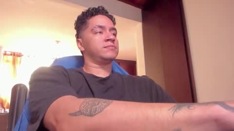 kai_herectix online show from February 22, 5:00 pm