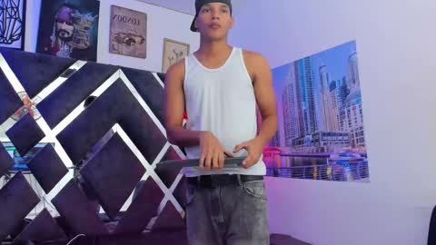 Snapshot of kai_storm7 chatting on December 1, 3:33 am KAI online show from December 1, 3:33 am