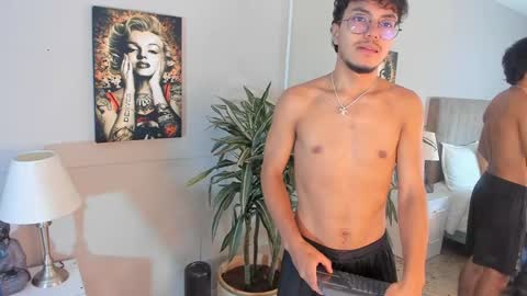 Snapshot of kai_storn chatting on April 23, 12:29 pm kai_storn online show from April 23, 12:29 pm