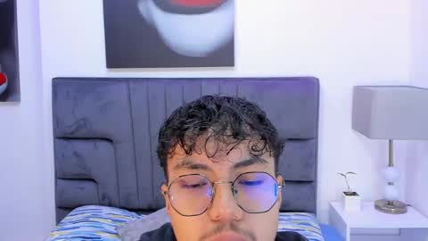Snapshot of kai_storn chatting on May 12, 11:07 am kai_storn online show from May 12, 11:07 am