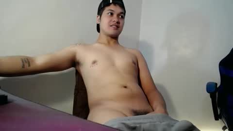 kai_zen025 online show from February 6, 2:38 am