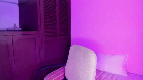 kaiahlive online show from February 23, 11:02 pm