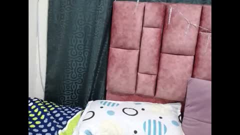 kaii jones online show from December 9, 11:13 pm