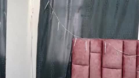 kaii jones online show from December 12, 8:32 pm