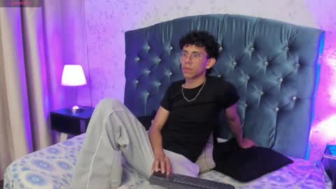 Snapshot of kaiirox chatting on March 5, 3:13 am kai online show from March 5, 3:13 am