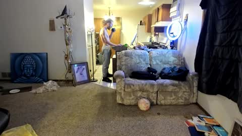 Kaiku77 online show from November 21, 6:50 pm