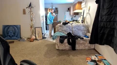 Kaiku77 online show from December 3, 5:44 pm