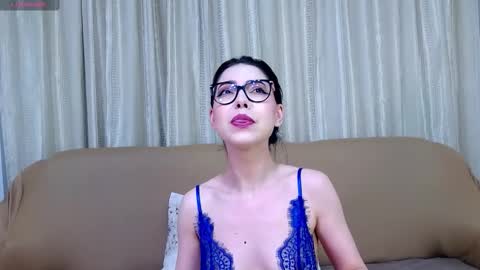 Snapshot of kailalewis chatting on October 10, 6:07 pm Kaila Lewis online show from October 10, 6:07 pm