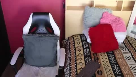 Snapshot of kaily_jonness chatting on October 12, 9:36 pm kaily jonness online show from October 12, 9:36 pm