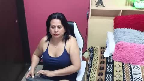 Snapshot of kaily_jonness chatting on October 13, 10:54 pm kaily jonness online show from October 13, 10:54 pm