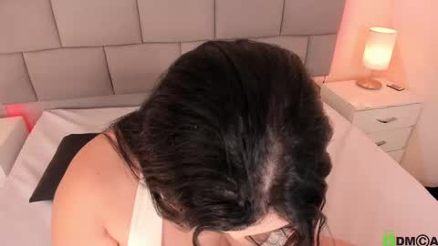 Snapshot of kailyn_1 chatting on February 9, 1:03 pm Kailyn online show from February 9, 1:03 pm