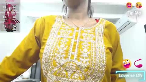 Kaira online show from June 8, 2:50 pm