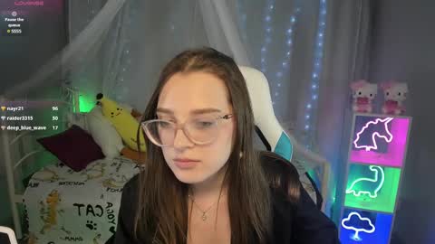 Snapshot of kaisajenner chatting on March 6, 5:46 am Kaisa online show from March 6, 5:46 am