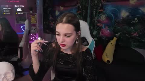 Snapshot of kaisajenner chatting on October 27, 7:51 pm Kaisa online show from October 27, 7:51 pm