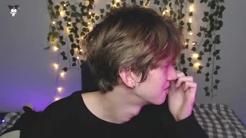 slutkai online show from November 10, 8:08 pm