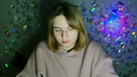 Kaitlin online show from September 12, 9:09 am