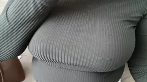 Kaitlin online show from May 20, 11:38 am