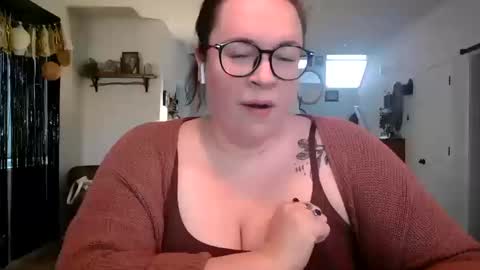 kaitrosss online show from October 12, 8:08 pm