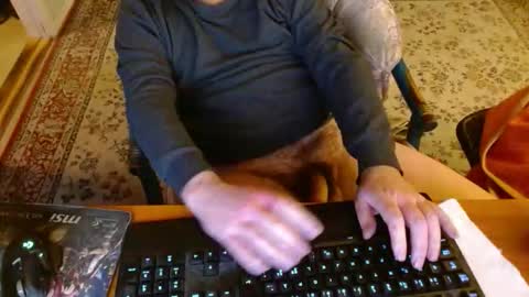 Snapshot of kaiuty chatting on November 21, 4:27 pm Leon online show from November 21, 4:27 pm