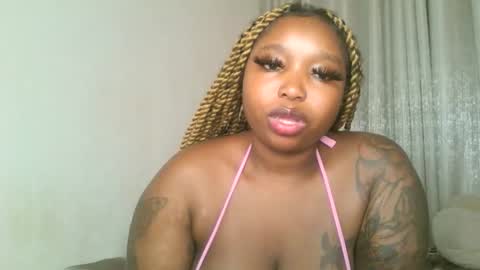 Snapshot of kakey_love chatting on April 4, 8:12 am kakey love online show from April 4, 8:12 am