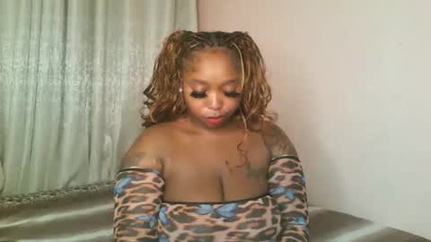 Snapshot of kakey_love chatting on May 2, 9:31 pm kakey love online show from May 2, 9:31 pm
