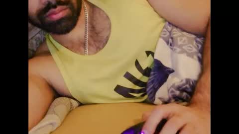 Vicky online show from February 4, 10:15 pm