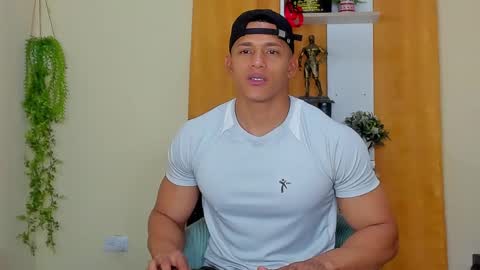 kale thomson online show from January 8, 10:48 pm