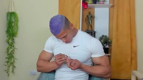 kale thomson online show from February 20, 4:28 am