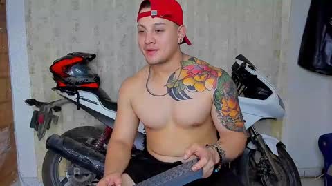 Kaledd musclees room Master online show from December 22, 3:22 am