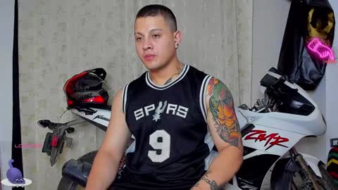 Kaledd musclees room Master online show from December 29, 3:22 am