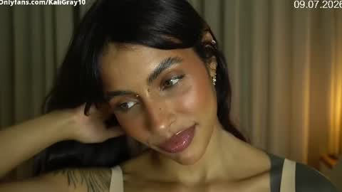 kaligray10 online show from July 9, 8:24 pm