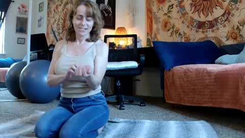 Snapshot of kalikushdreamz chatting on February 14, 4:52 pm Tara Smith online show from February 14, 4:52 pm