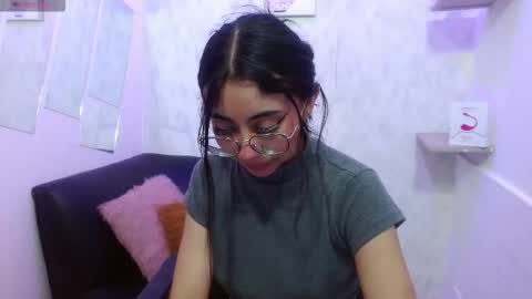 Snapshot of kalilowe_ chatting on November 2, 4:09 pm Kali online show from November 2, 4:09 pm