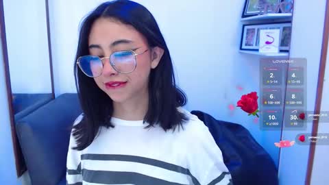 Snapshot of kalilowe_ chatting on November 8, 4:29 pm Kali online show from November 8, 4:29 pm