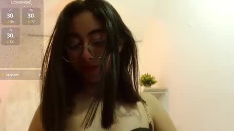 Snapshot of kalilowe_ chatting on November 9, 5:22 pm Kali online show from November 9, 5:22 pm