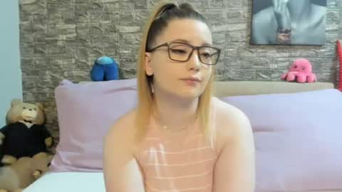 kalindahot online show from August 2, 6:06 pm