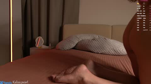 Please call me Kalisa online show from October 3, 8:28 pm