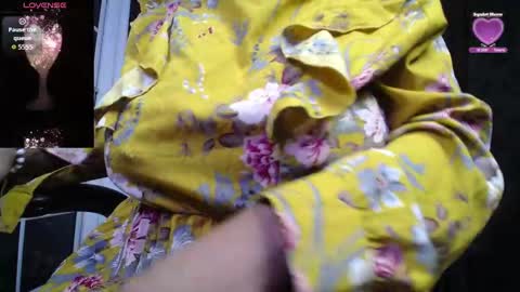 Snapshot of kalpananaisha_ chatting on October 22, 10:04 am Alisha online show from October 22, 10:04 am