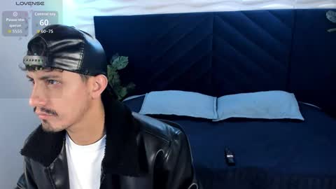 jhon online show from February 10, 11:58 am