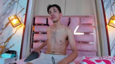 kameron and Nick online show from October 28, 7:49 pm