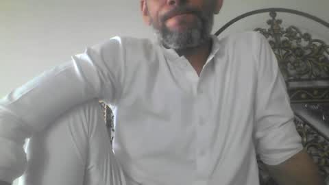 kami99099 online show from June 19, 7:45 am