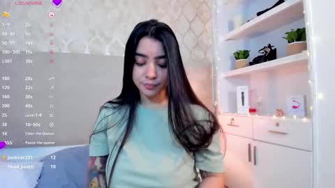 Snapshot of kamilabetancourt chatting on March 11, 1:17 pm Kamila Betancourt online show from March 11, 1:17 pm