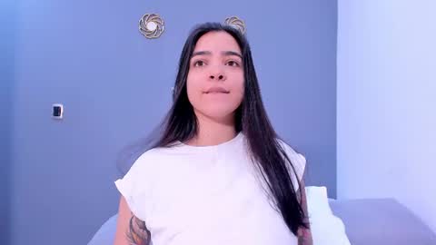 Kamila Betancourt online show from July 10, 11:35 am