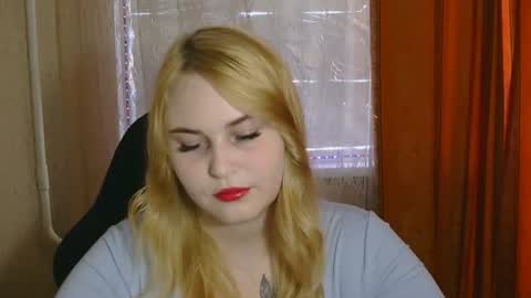 KamilaBlonde online show from July 23, 3:32 pm