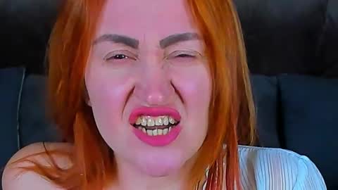 Snapshot of kamilahot25 chatting on October 6, 6:27 pm kamilahot25 online show from October 6, 6:27 pm