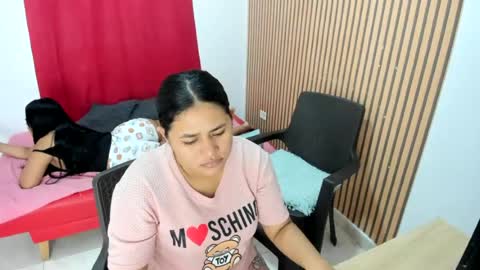 kamilahot_69 online show from July 9, 3:21 am