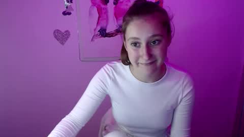 kamilla_love_ online show from September 19, 2:40 pm