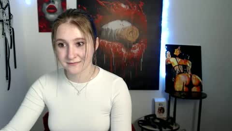 kamilla_love_ online show from February 25, 1:21 pm